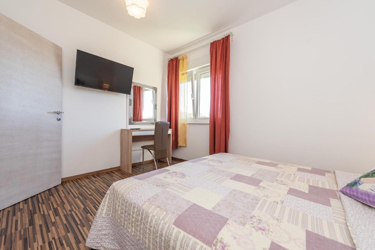 Antonio Apartments Сукошан Экстерьер фото