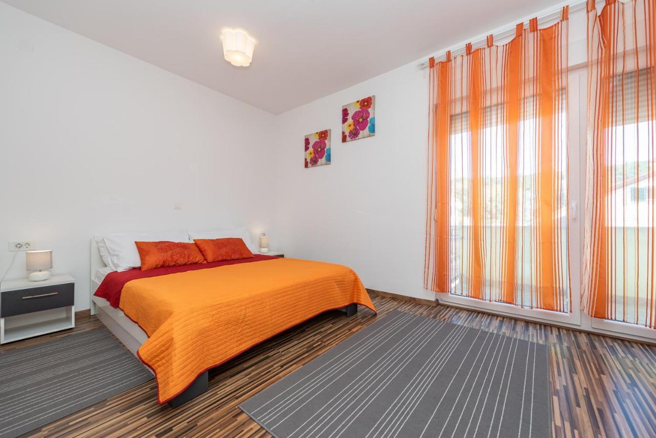 Antonio Apartments Сукошан Экстерьер фото