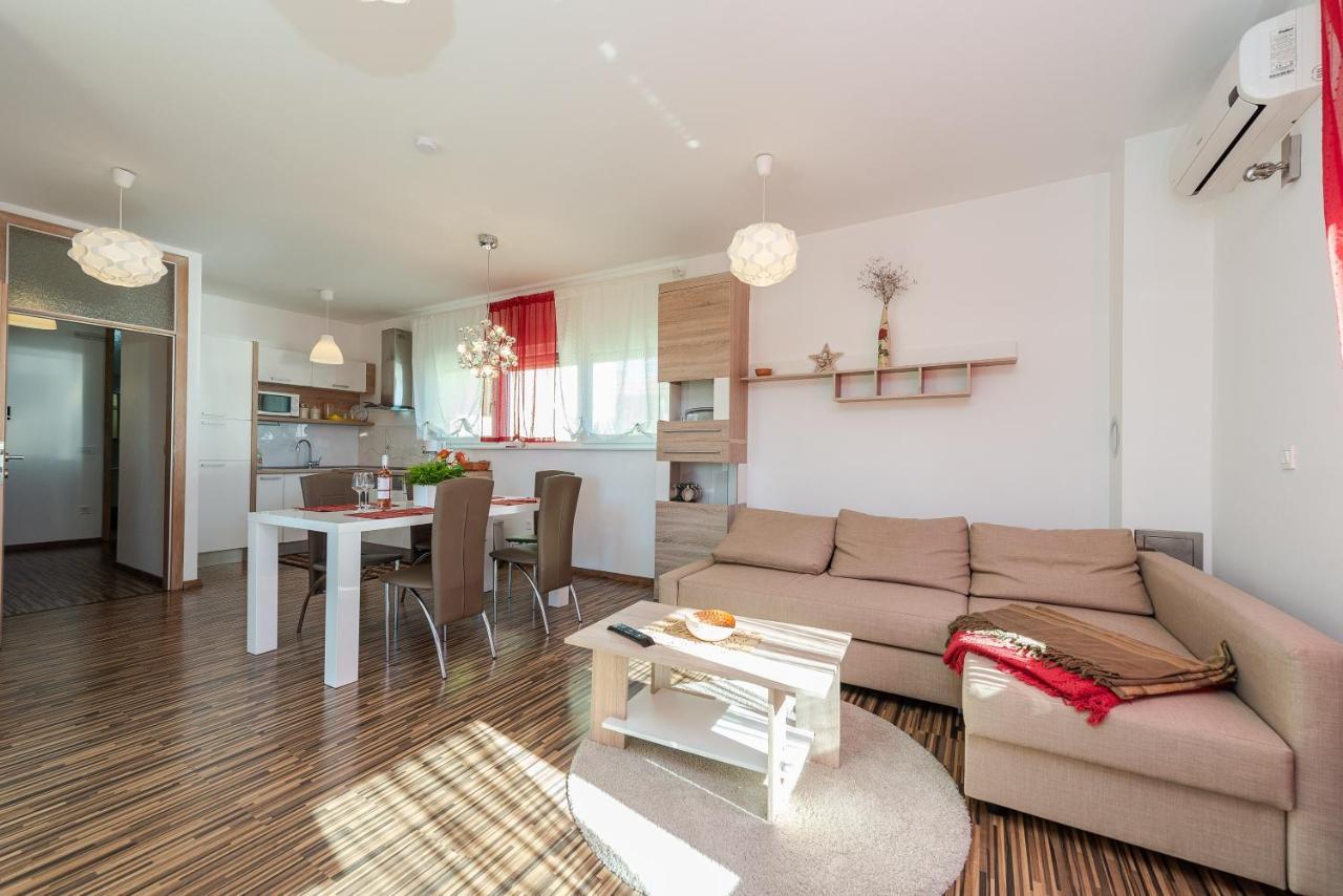 Antonio Apartments Сукошан Экстерьер фото
