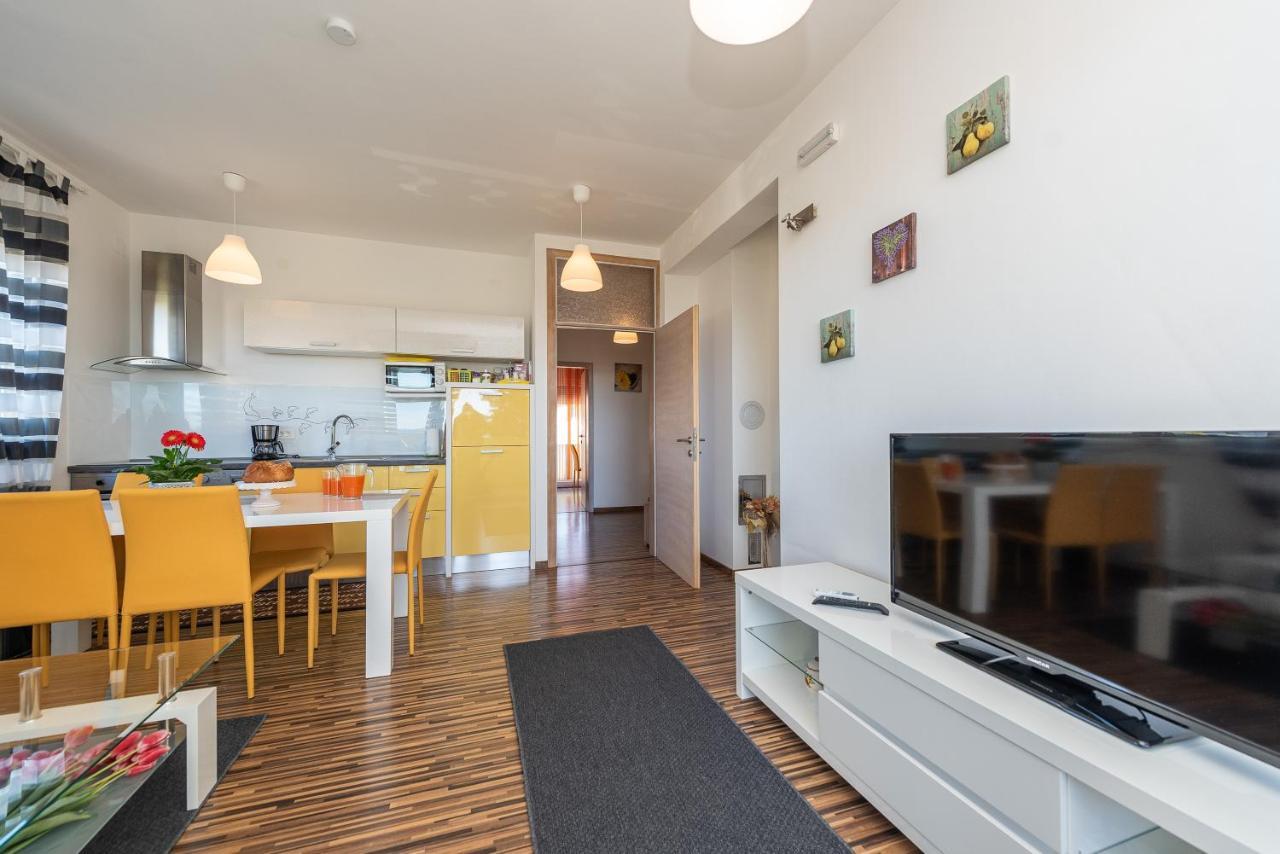 Antonio Apartments Сукошан Экстерьер фото