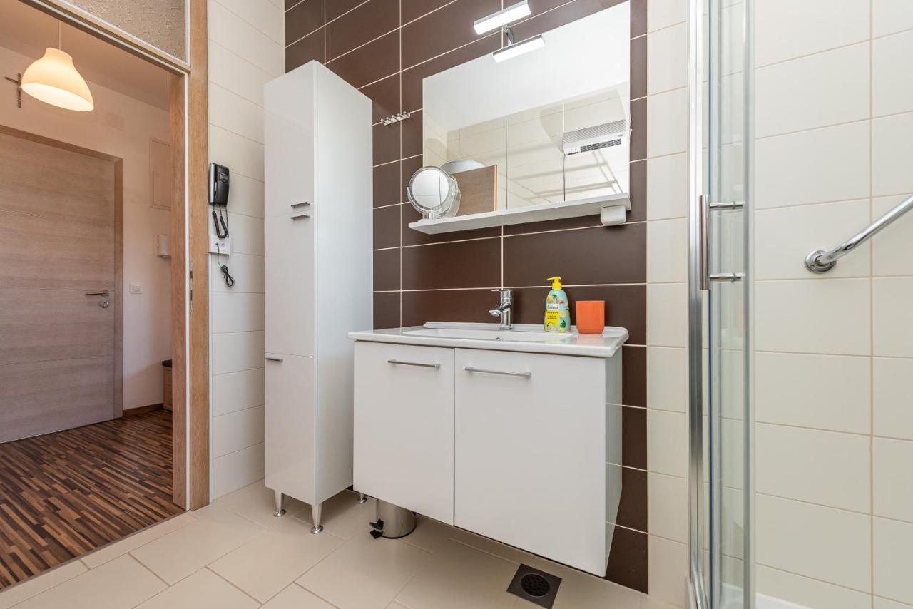 Antonio Apartments Сукошан Экстерьер фото